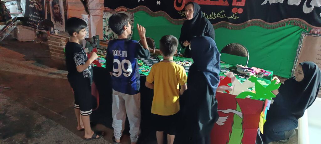 موکب "سیدالشهدا" کانون کرمانشاه میزبان زائران با برنامههای فرهنگی