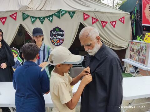 فعالیت موکب «میهمانان کوچک امام حسین(ع)» کانون استان آذربایجان غربی در پایانه مرزی تمرچین پیرانشهر