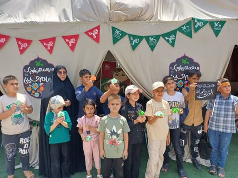 فعالیت موکب «میهمانان کوچک امام حسین(ع)» کانون استان آذربایجان غربی در پایانه مرزی تمرچین پیرانشهر
