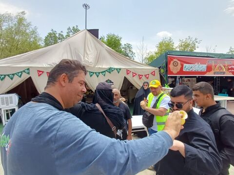 فعالیت موکب «میهمانان کوچک امام حسین(ع)» کانون استان آذربایجان غربی در پایانه مرزی تمرچین پیرانشهر
