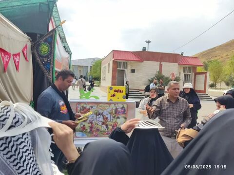 فعالیت موکب «میهمانان کوچک امام حسین(ع)» کانون استان آذربایجان غربی در پایانه مرزی تمرچین پیرانشهر