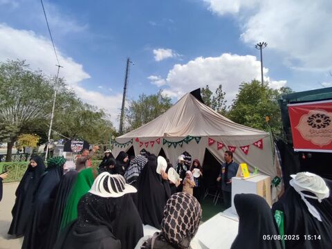 فعالیت موکب «میهمانان کوچک امام حسین(ع)» کانون استان آذربایجان غربی در پایانه مرزی تمرچین پیرانشهر