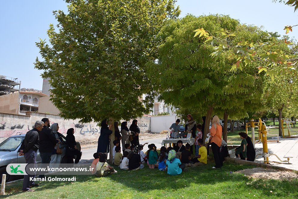 دنیای شگفتیها در کارگاه علمی مرکز شماره ۵ کانون خرمآباد