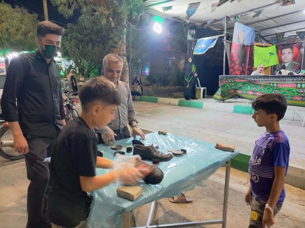 موکب فرهنگی "رقیه خاتون(س)" کانون سنقر میزبان زائران اربعین