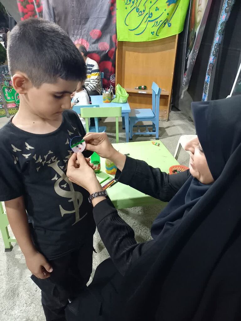 موکب فرهنگی "رقیه خاتون(س)" کانون سنقر میزبان زائران اربعین