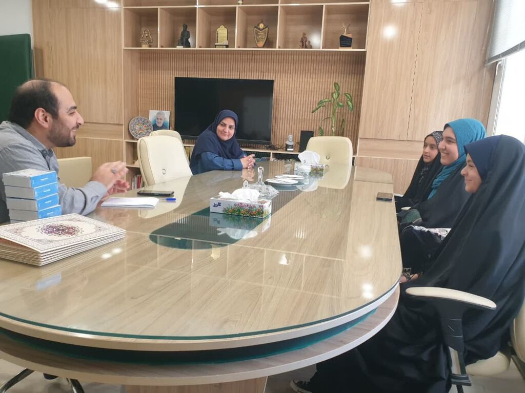 تقدیر از اعضای فعال باشگاه خبرنگاران نوجوان کانون