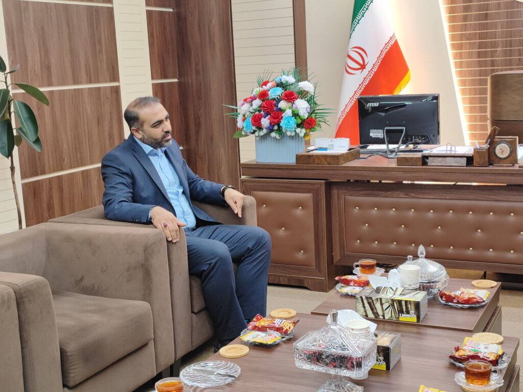 دیدار مدیرکل کانون پرورش فکری خوزستان با فرماندار ماهشهر