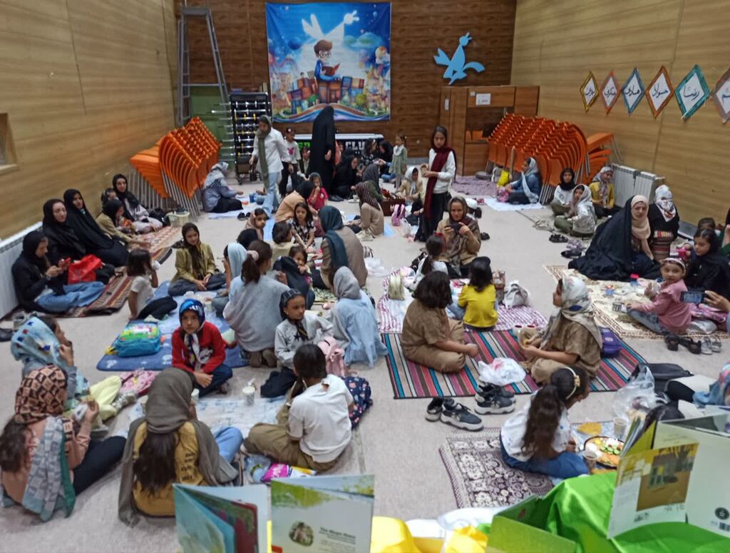 «صبحانه هنری» ویژه مادران و دختران در کانون پرورش فکری قاین