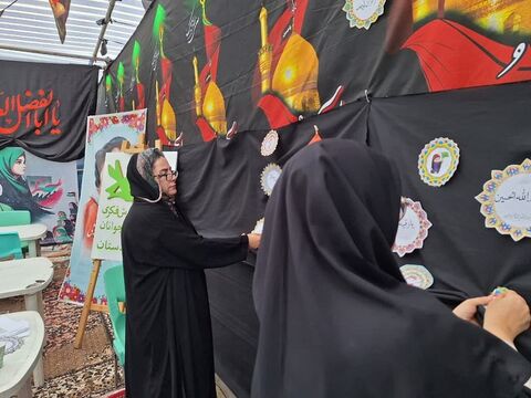 موکب فرهنگی کانون استان اصفهان در مرز باشماق میزبان زائران اربعین است/۲