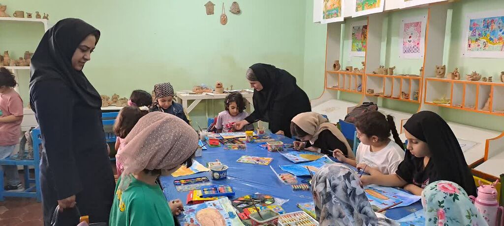 معرفی سامانه فواد( فوریتهای نظام اداری) به مسئولان و مربیان مراکز البرز