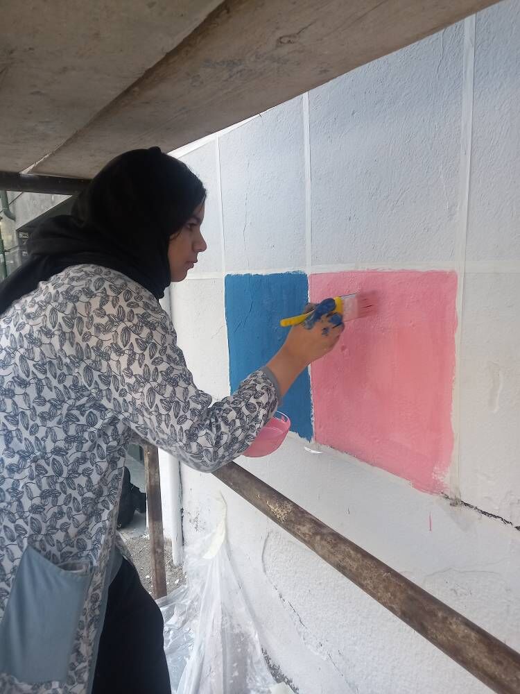 نقاشی گروهی دیواری دختران مرکز ۳۰ استان تهران