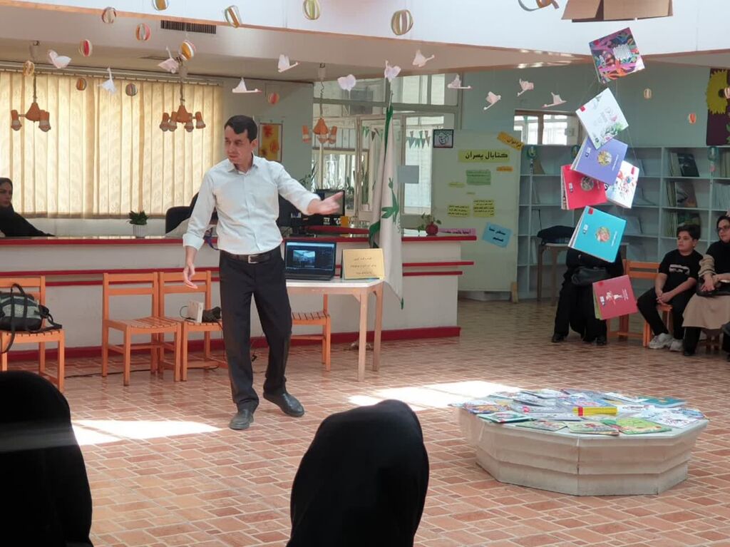 کارگاه آموزشی «قصهگویی برای کودکان با نیازهای ویژه»