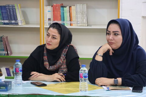 نشست ادبی