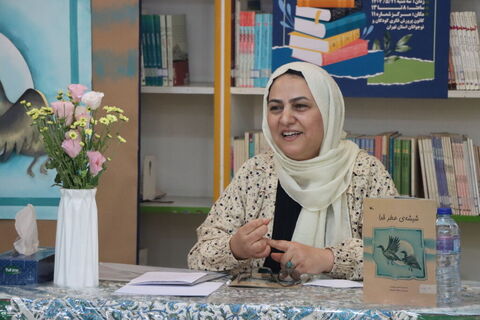 نشست ادبی