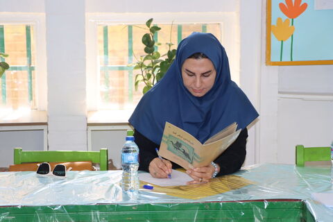 نشست ادبی