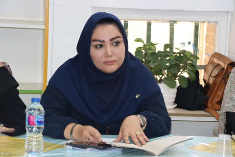 نشست ادبی