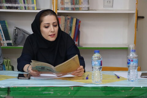 نشست ادبی