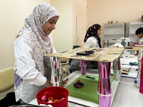 کارگاه های تابستانه مجتمع آفرینش بندرعباس در قاب دوربین