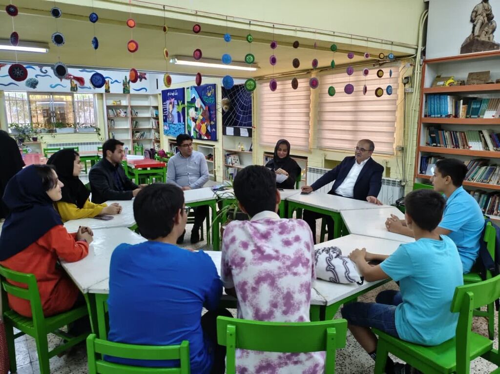 بازدید شهردار منطقه ۱ از مرکز فرهنگی شماره ۴ مشهد