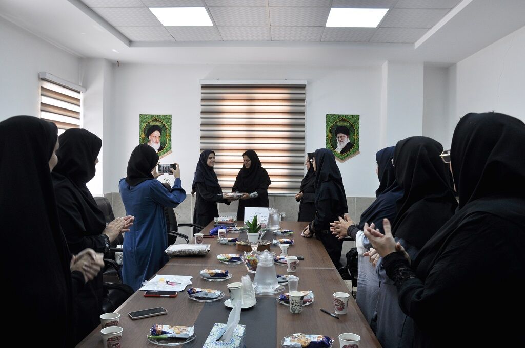 تجلیل از آیندهسازان عرصهی خبر/ عضوخبرنگاران نوجوان کانون البرز تجلیل شدند