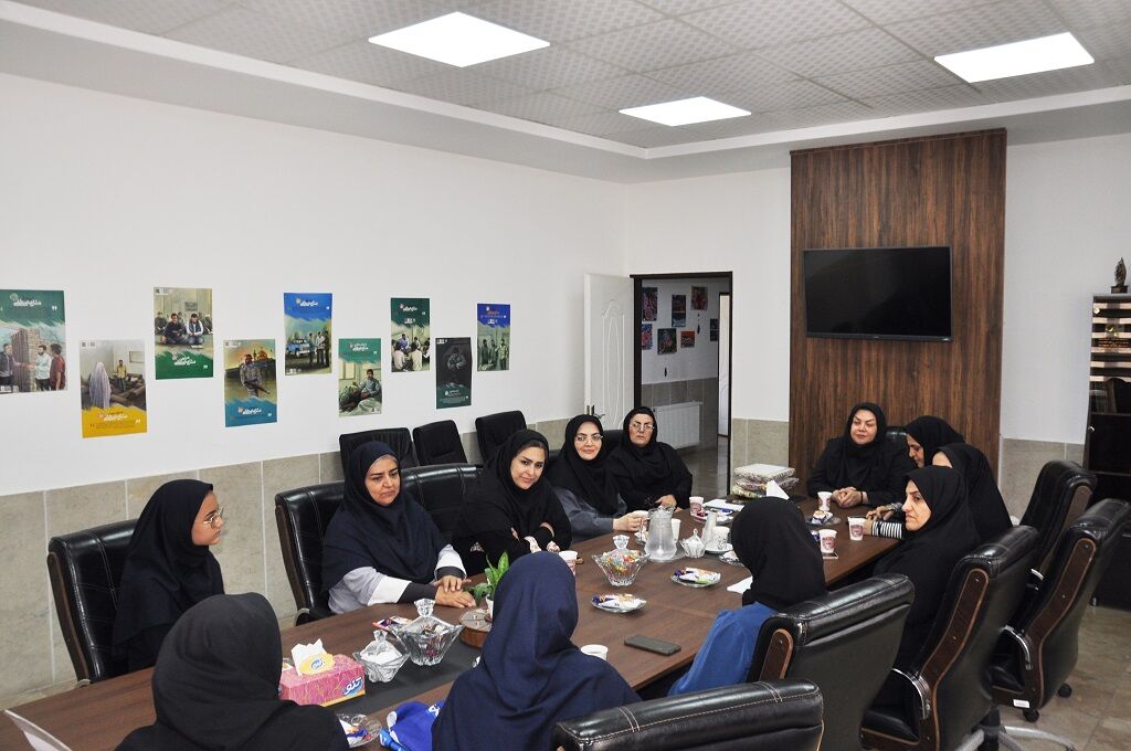 تجلیل از آیندهسازان عرصهی خبر/ عضوخبرنگاران نوجوان کانون البرز تجلیل شدند