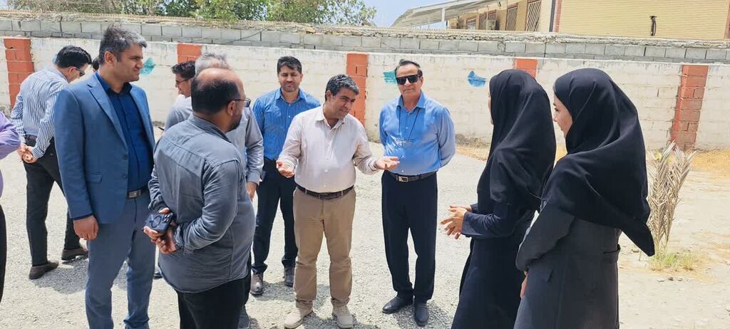 بازدید سرپرست معاونت هماهنگی امور عمرانی استانداری هرمزگان از کانون پرورش فکری کودکان و نوجوانان شهرستان سیریک