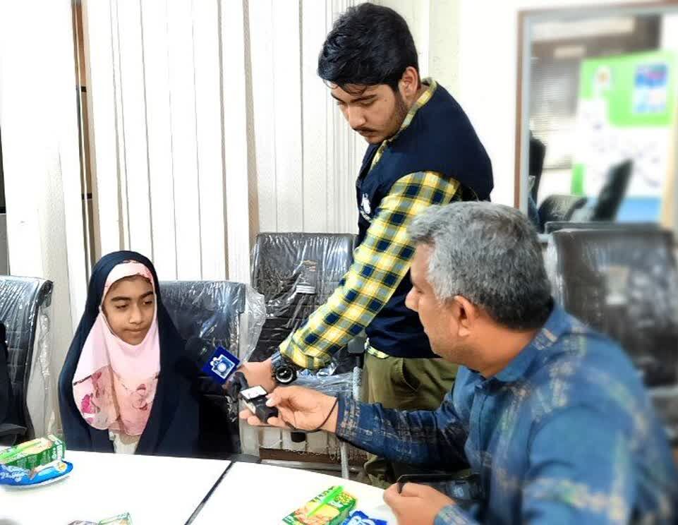 برگزیدگان مرحله استانی مسابقه ی نقاشی ملی جشنواره گوهرهای فاطمی استان هرمزگان تجلیل شدند