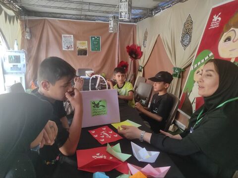 فعالیت موکب «میهمانان کوچک امام حسین(ع)» کانون استان آذربایجان غربی در پایانه مرزی تمرچین پیرانشهر