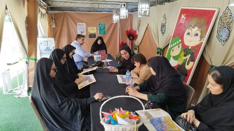 فعالیت موکب «میهمانان کوچک امام حسین(ع)» کانون استان آذربایجان غربی در پایانه مرزی تمرچین پیرانشهر