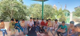 آموزش مفاهیم علمی پیچیده در کارگاه «آزمایشگر کوچک» در کانون مرکز شماره دوصفاشهر