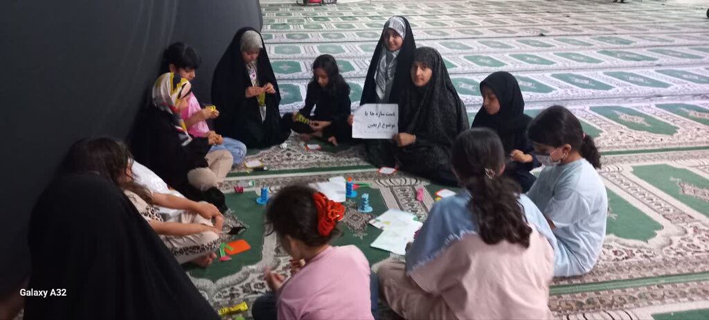 حضور مسئول مرکز فرهنگی هنری سرابله درزائرسرای خادمین بهشت