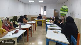 برگزاری دومین جلسه کارگاه داستان نویسی با حضور برگزیدگان جشنواره خوارزمی در البرز