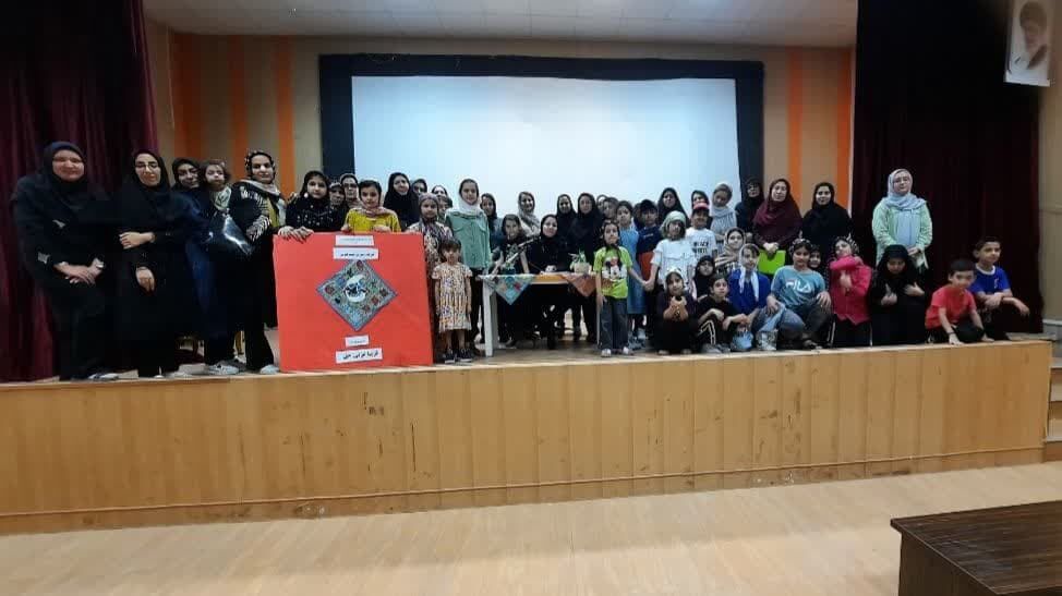 ﻗﺼﻪﮔﻮ باید به ﻗﺼﻪای که میخواهد بگوید تسلط داشته باشد