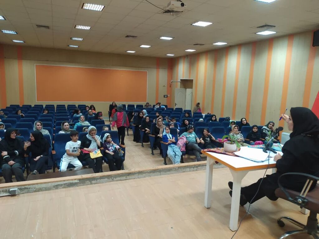 ﻗﺼﻪﮔﻮ باید به ﻗﺼﻪای که میخواهد بگوید تسلط داشته باشد