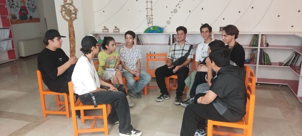 نوجوانان خلاق با نان و کتاب دل‌ها را گرم کردند