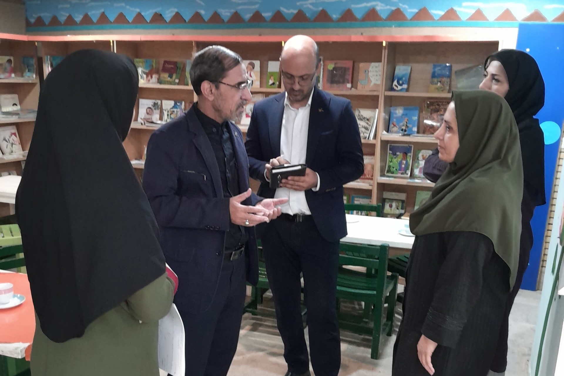 بازدید مدیر حراست کانون پرورش فکری از مرکز فرهنگی هنری شماره ۴۳ تهران