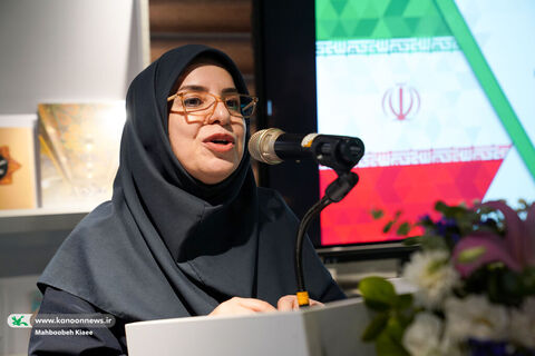 آیین گشایش تالار احمدرضا احمدی در کتابخانه مرجع کانون