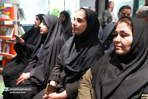 آیین گشایش تالار احمدرضا احمدی در کتابخانه مرجع کانون