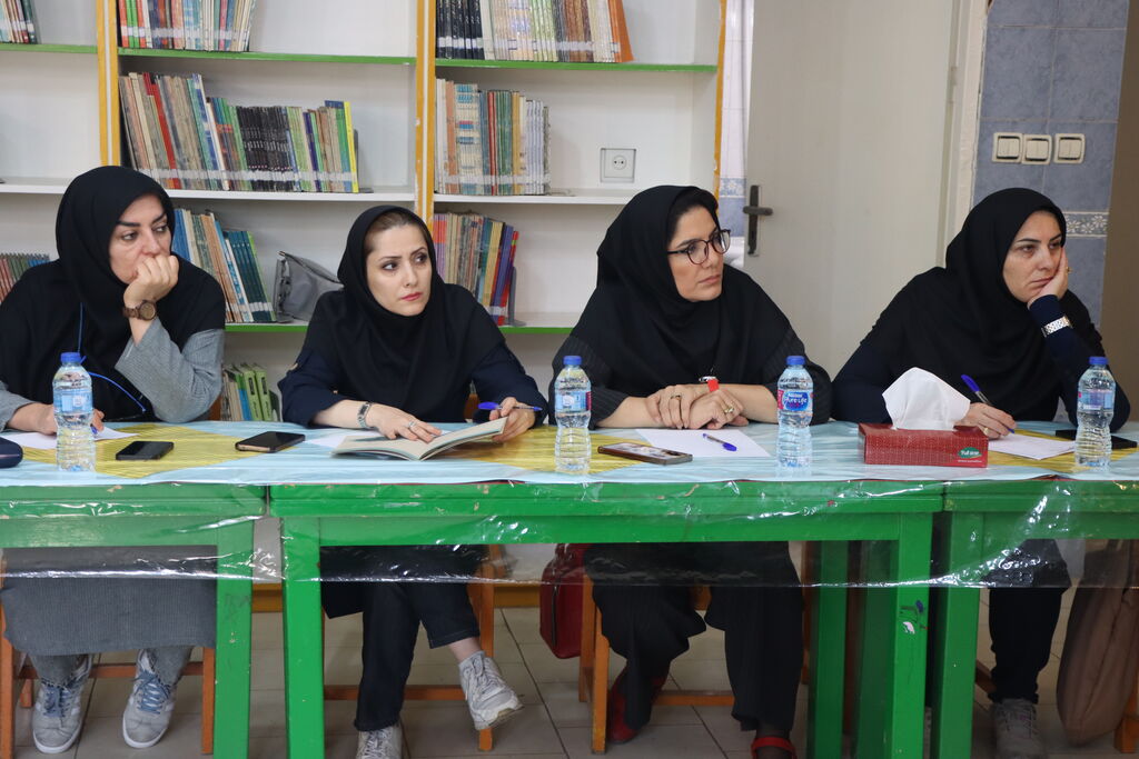 چهارمین باشگاه مربیان کتابخوان استان تهران