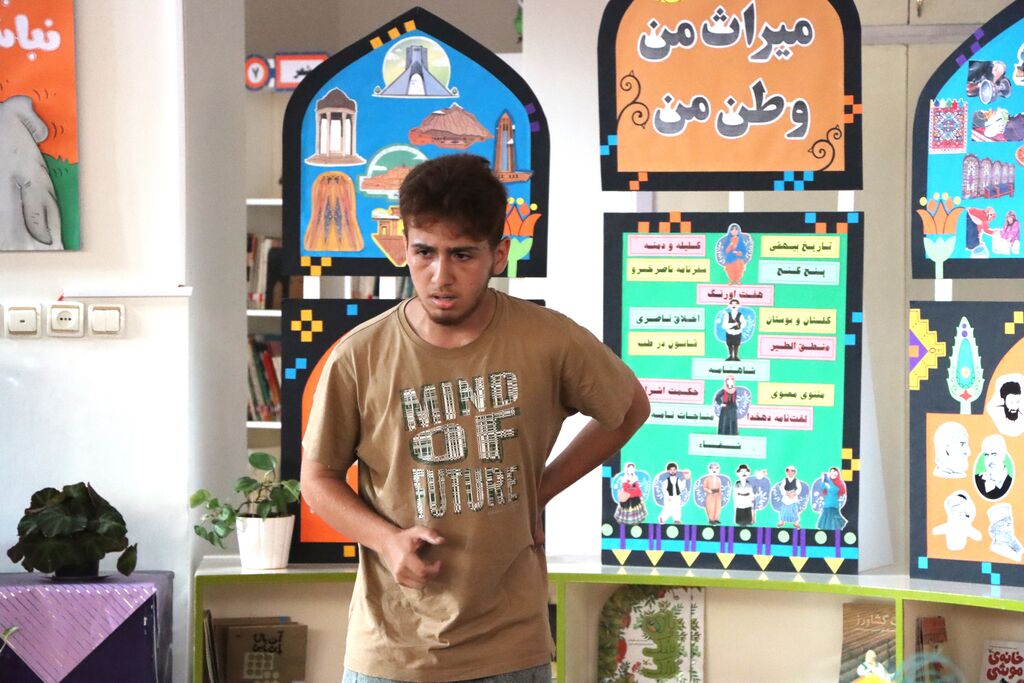 رونمایی از پوستر جشنواره خانواده قصهگوی من کانون در استان تهران