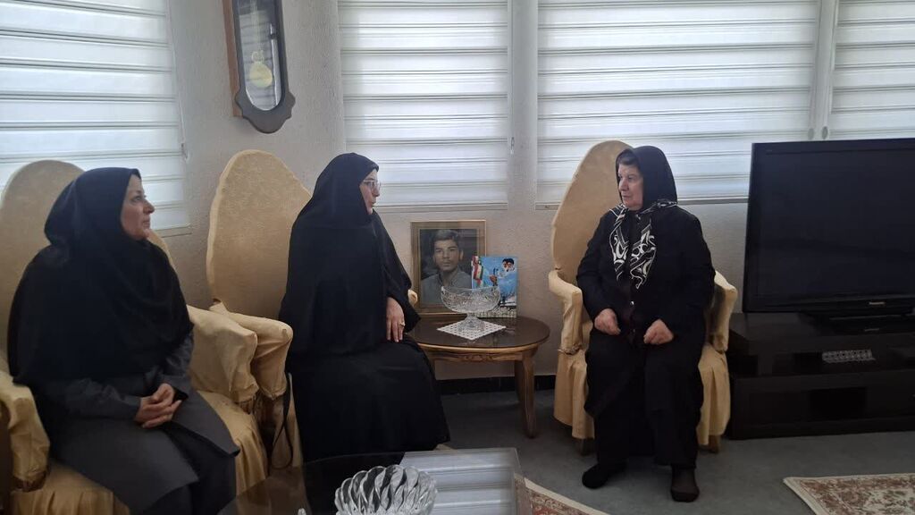 انتقال فرهنگ ایثار شهدا به نسل نو رسالت کانون است