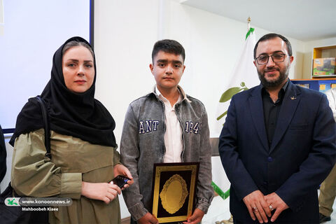 آیین پایانی دهمین جشنواره ادبی خاتم