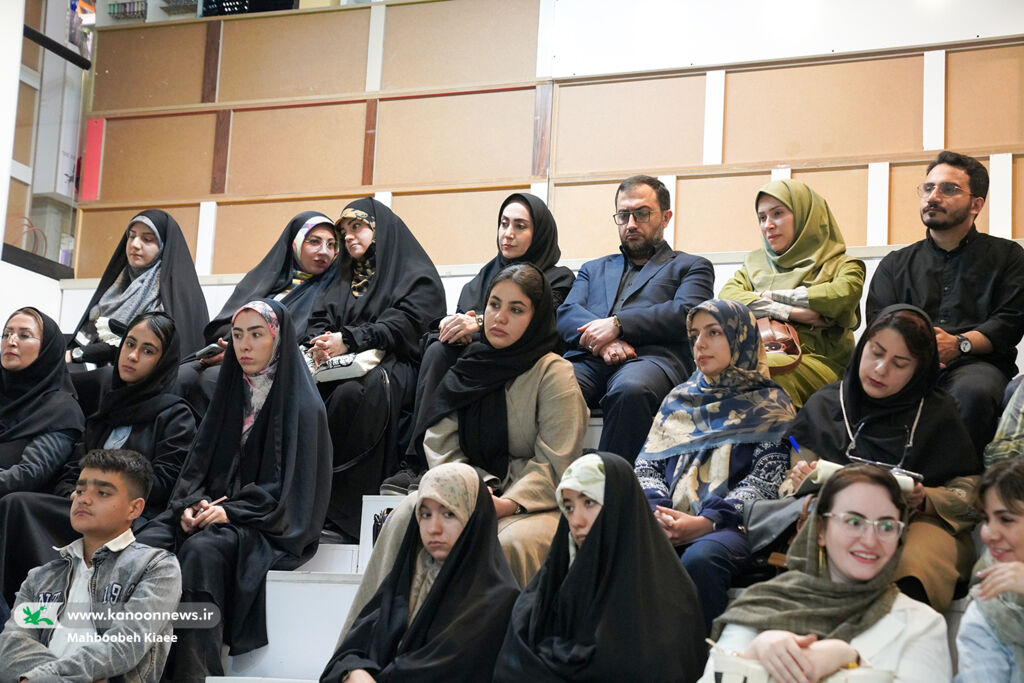 **درخشش اعضای کانون پرورش فکری همدان در اختتامیه دهمین جشنواره خاتم