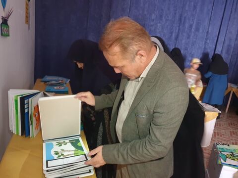 بازدید از نمایشگاه حسی لمسی