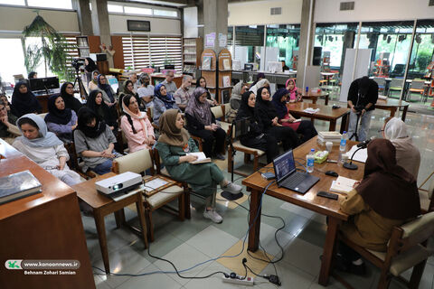 نشست سواد زندگی ۳ «خرد و خردمندی» در کتابخانه مرجع کانون