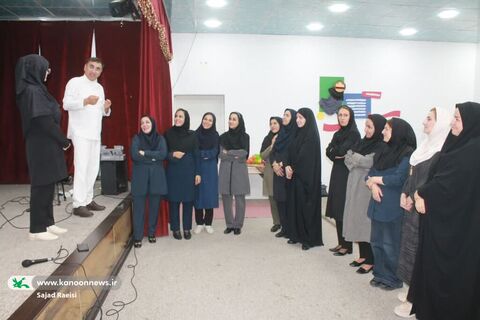 نشست آموزشی خلق خلاقانه قصه برای قصه‌گویی