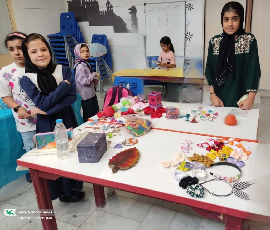 افتتاح بازارچهی دستسازهها و خوراکیها در مرکز فرهنگی هنری شماره یک زاهدان