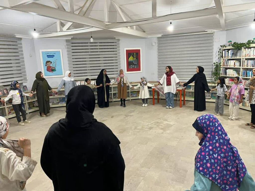 برگزاری اردوی تابستانه خانواده در کتابخانه مرکز جاسک