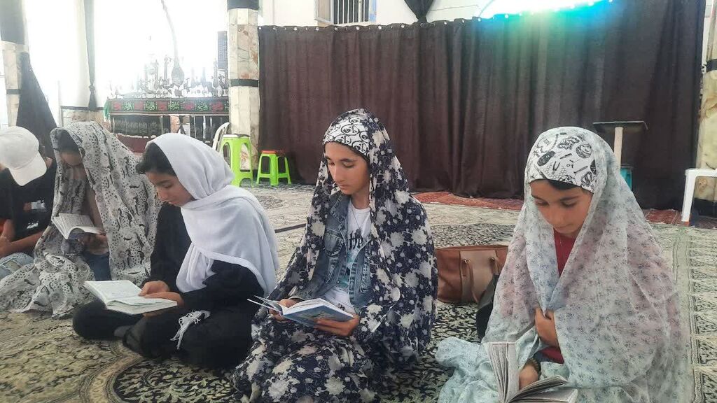 بازدید اعضای مرکز شماره ۱۰ در مسجد جلیلی کرمانشاه