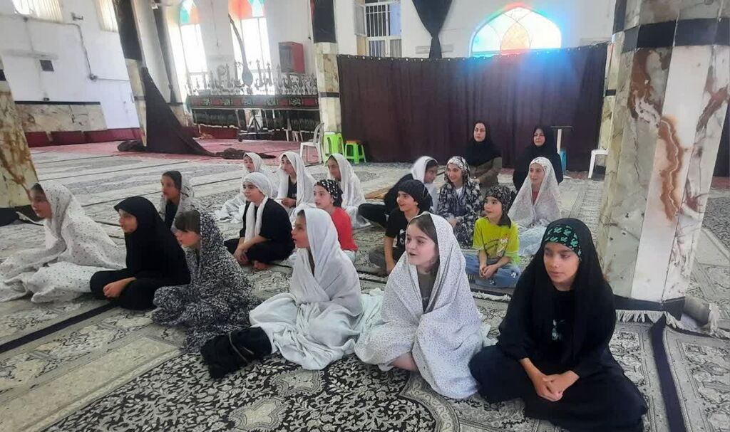 بازدید اعضای مرکز شماره ۱۰ در مسجد جلیلی کرمانشاه